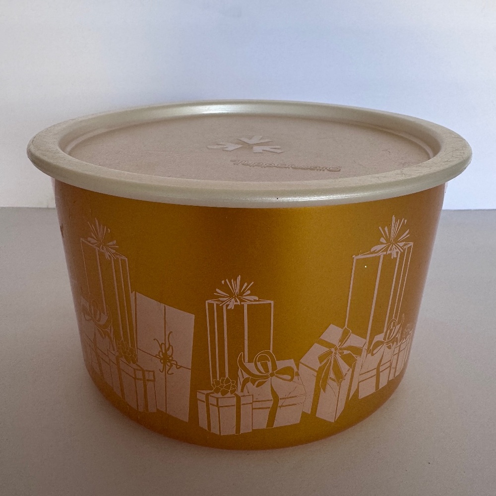 Tupperware Christmas Holiday Gold Presents Cookie Canister One Touch